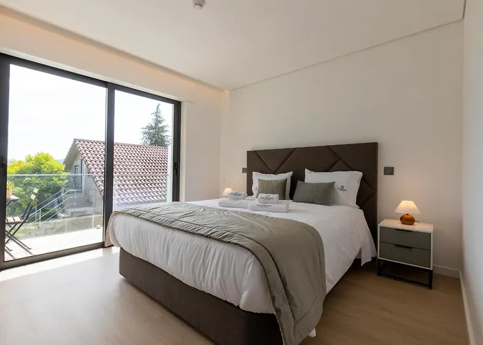 בית הארחה Fojo Dos Lobos Fafião