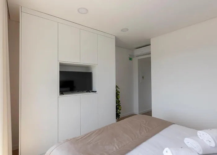 Fojo Dos Lobos בית הארחה 3*